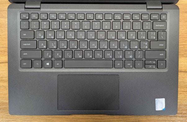 Ультрабук Dell Latitude 7420 / 14" (1920x1080) IPS / Intel Core i7-1185G7 (4 (8) ядра по 3.0 - 4.8 GHz) / 16 GB DDR4 / 256 GB SSD / Intel Iris Xe Graphics / WebCam / HDMI / Windows 11