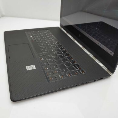 Ультрабук Lenovo Yoga 3 Pro-1370 / 13.3" (3200x1800) Touch IPS / Intel Core M-5Y71 (2 (4) ядра по 1.2 - 2.9 GHz) / 8 GB DDR3 / 240 GB SSD / WebCam / Micro HDMI