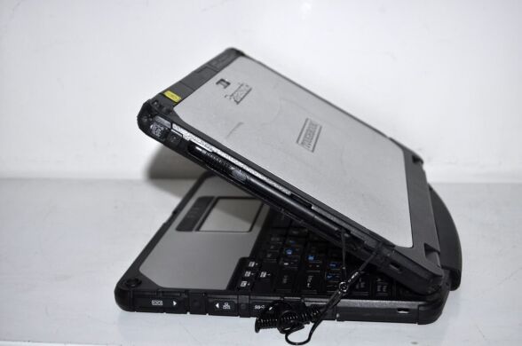 Защищенный нетбук-трансформер Б-класс Panasonic Toughbook CF-20 MK2 / 10.1" (1920x1200) IPS Touch / Intel Core i5-7Y57 (2 (4) ядра по 1.2 - 3.3 GHz) / 8 GB DDR3 / 120 GB SSD / Intel HD Graphics 615 / 2 MP + 8 MP / Windows 10 Pro + Стилус Защищенный нетбук-трансформер Б-класс Panasonic Toughbook CF-20 MK2 / 10.1" (1920x1200) IPS Touch / Intel Core i5-7Y57 (2 (4) ядра по 1.2 - 3.3 GHz) / 8 GB DDR3 / 120 GB SSD / Intel HD Graphics 615 / 2 MP + 8 MP / Windows 10 Pro + Стилус