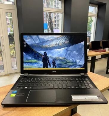 Ноутбук Acer Aspire V5-573G / 15.6" (1366x768) TN / Intel Core i5-4200U (2 (4) ядра по 1.6 - 2.6 GHz) / 8 GB DDR3 / 240 GB SSD / nVidia GeForce GT 750M, 4 GB GDDR5, 128-bit / WebCam / Win 10 Home