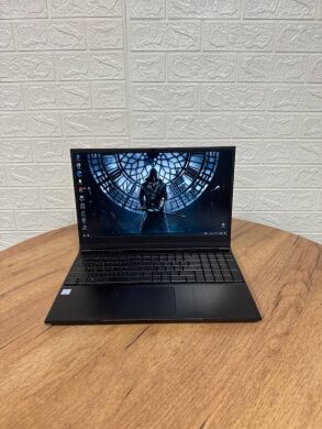 Игровой ноутбук Cyber Power Tracer III Extreme 15R / 15.6" (1920x1080) IPS / Intel Core i7-9750H (6 (12) ядер по 2.6 - 4.5 GHz) / 16 GB DDR4 / 1000 GB SSD / nVidia GeForce RTX 2060, 6 GB GDDR6, 192-bit / WebCam