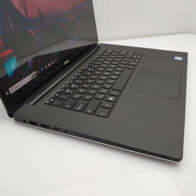Ігровий ноутбук Б-клас Dell XPS 15 9550 / 15.6" (3840x2160) IPS / Intel Core i5-6300HQ (4 ядра по 2.3 - 3.2 GHz) / 8 GB DDR4 / 500 GB SSD / nVidia GeForce GTX 960M, 2 GB GDDR5, 128-bit / WebCam / Win 10 Pro