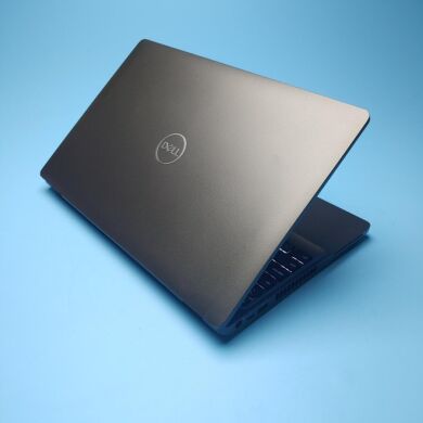 Ноутбук Dell Latitude 5501 / 15.6" (1920x1080) IPS / Intel Core i7-9850H (6 (12) ядра по 2.6 - 4.6 GHz) / 16 GB DDR4 / 256 GB SSD / Intel UHD Graphics 630 / WebCam / Win 10 Pro
