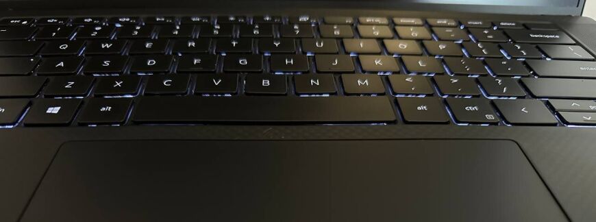 Мобільна робоча станція Б-клас Dell Precision 5560 / 15.6" (1920x1080) IPS / Intel Core i5-11500H (6 (12) ядер по 2.4 - 4.6 GHz) / 32 GB DDR4 / 512 GB SSD / nVidia Quadro T1200, 4 GB GDDR6, 128-bit / WebCam / Win 11 Pro