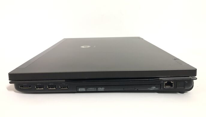 Ноутбук HP EliteBook 8740w / 17.3" (1680x1050) TN / Intel Core i5-560M (2 (4) ядра по 2.66 - 3.2 GHz) / 8 GB DDR3 / 240 GB SSD / AMD FirePro M7820, 1 GB GDDR5, 128-bit / WebCam / DVD-ROM