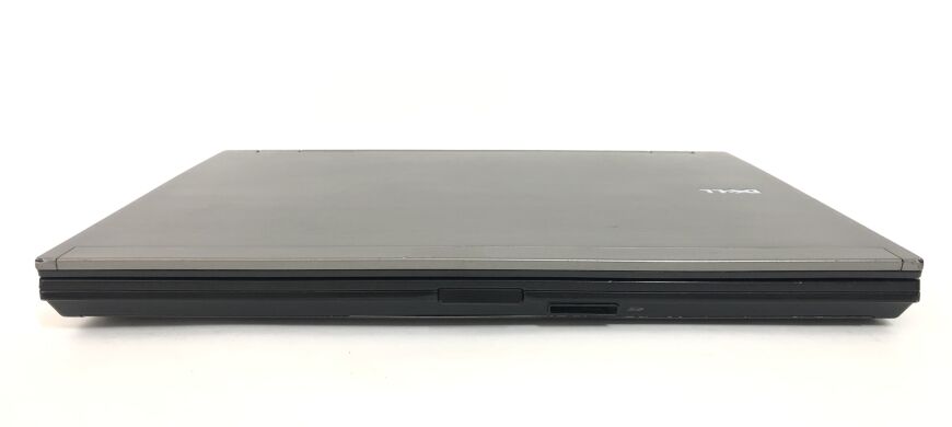 Ноутбук Б-клас Dell Latitude E6410 / 14.1" (1440x900) TN / Intel Core i7-620M (2 (4) ядра по 2.67 - 3.33 GHz) / 4 GB DDR3 / 250 GB HDD / nVidia NVS 3100M, 512 MB DDR3, 64-bit / DVD-ROM / WebCam