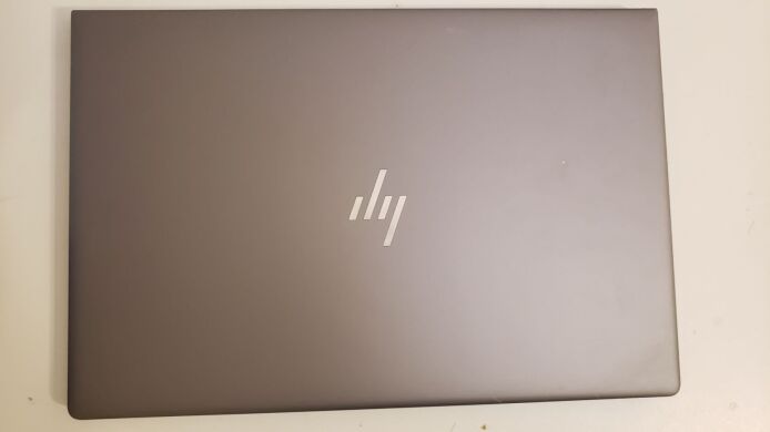Мобильная рабочая станция Б-класс HP ZBook 15u G6 / 15.6" (1920x1080) IPS / Intel Core i7-8665U (4 (8) ядра по 1.9 - 4.8 GHz) / 16 GB DDR4 / 512 GB SSD / AMD Radeon Pro WX 3200, 4 GB GDDR5, 128-bit / WebCam
