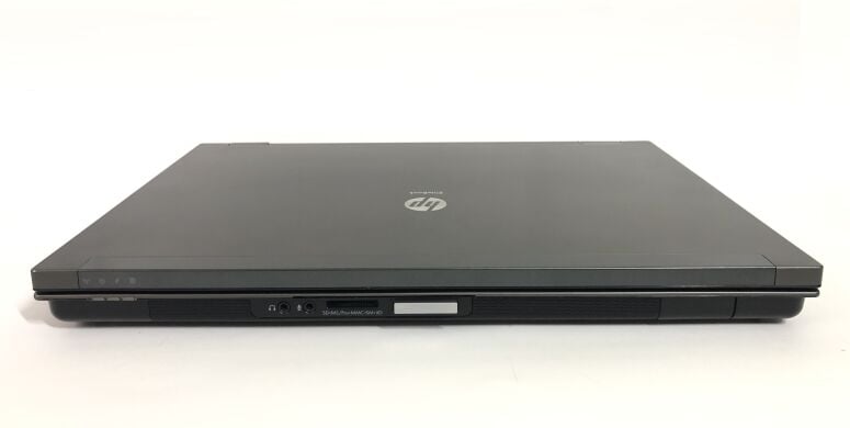 Ноутбук HP EliteBook 8740w / 17.3" (1680x1050) TN / Intel Core i5-560M (2 (4) ядра по 2.66 - 3.2 GHz) / 8 GB DDR3 / 240 GB SSD / AMD FirePro M7820, 1 GB GDDR5, 128-bit / WebCam / DVD-ROM