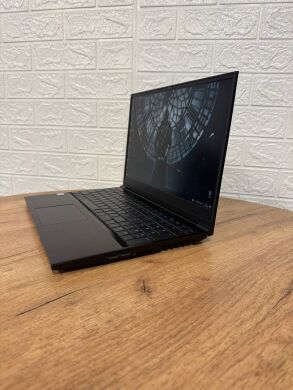 Игровой ноутбук Cyber Power Tracer III Extreme 15R / 15.6" (1920x1080) IPS / Intel Core i7-9750H (6 (12) ядер по 2.6 - 4.5 GHz) / 16 GB DDR4 / 1000 GB SSD / nVidia GeForce RTX 2060, 6 GB GDDR6, 192-bit / WebCam