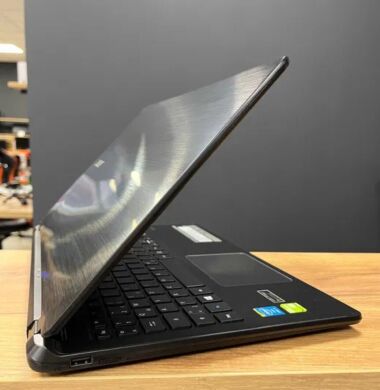 Ноутбук Acer Aspire V5-573G / 15.6" (1366x768) TN / Intel Core i5-4200U (2 (4) ядра по 1.6 - 2.6 GHz) / 8 GB DDR3 / 240 GB SSD / nVidia GeForce GT 750M, 4 GB GDDR5, 128-bit / WebCam / Win 10 Home