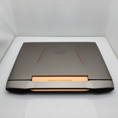 Ігровий ноутбук Asus ROG G752VM / 17.3" (1920x1080) IPS / Intel Core i7-6700HQ (4 (8) ядра по 2.6 - 3.5 GHz) / 16 GB DDR4 / 256 GB SSD + 1000 GB HDD / nVidia GeForce GTX 1060, 6 GB GDDR5, 192-bit / WebCam / DVD-ROM / Win 10 Home