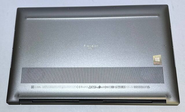 Мобільна робоча станція Б-клас Dell Precision 5560 / 15.6" (1920x1080) IPS / Intel Core i5-11500H (6 (12) ядер по 2.4 - 4.6 GHz) / 32 GB DDR4 / 512 GB SSD / nVidia Quadro T1200, 4 GB GDDR6, 128-bit / WebCam / Win 11 Pro