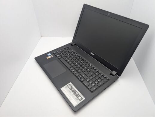 Ноутбук Acer Aspire A315-51 / 15.6" (1366x768) TN / Intel Core i3-6006U (2 (4) ядра по 2.0 GHz) / 8 GB DDR4 / 120 GB SSD / Intel HD Graphics 520 / WebCam