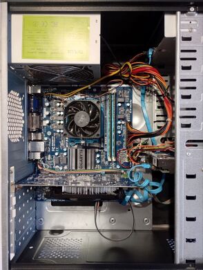 ПК Delux DLC-MV Tower / AMD Phenom II X4 B50 (4 ядра по 3.2 GHz) / 8 GB DDR3 / 500 GB HDD / AMD Radeon HD 5550, 1 GB GDDR3, 128-bit / DVD-RW / 400W