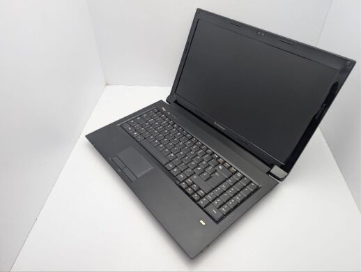 Ноутбук Lenovo B560 / 15.6" (1366x768) TN / Intel Core i3-350M (2 (4) ядра по 2.2 GHz) / 6 GB DDR3 / 320 GB HDD / Intel HD Graphics / WebCam / DVD-ROM