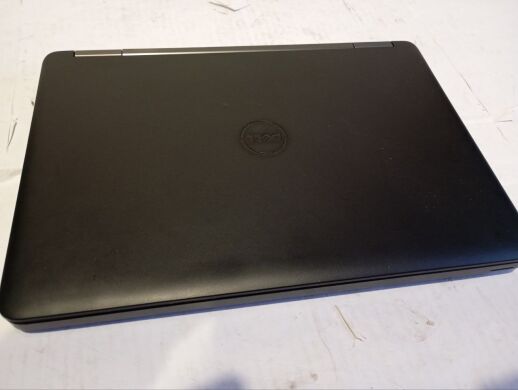 Ноутбук Dell Latitude E5440 / 14" (1366x768) TN / Intel Core i7-4600U (2 (4) ядра по 2.1 - 3.3 GHz) / 8 GB DDR3 / 240 GB SSD / nVidia GeForce GT 720M, 2 GB GDDR3, 64-bit / DVD-ROM