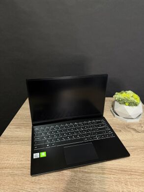 Ультрабук MSI MS-14D1 / 14" (1920x1080) TN / Intel Core i5-10210U (4 (8) ядра по 1.6 - 4.2 GHz) / 8 GB DDR4 / 256 GB SSD / nVidia GeForce MX330, 2 GB GDDR5, 64-bit / WebCam