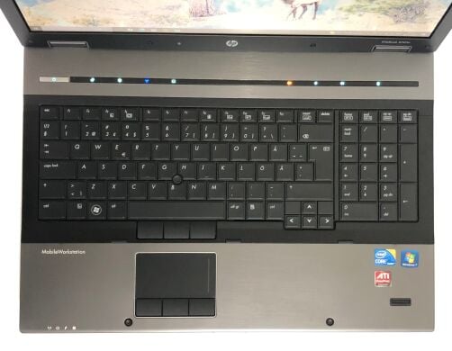 Ноутбук HP EliteBook 8740w / 17.3" (1680x1050) TN / Intel Core i5-560M (2 (4) ядра по 2.66 - 3.2 GHz) / 8 GB DDR3 / 240 GB SSD / AMD FirePro M7820, 1 GB GDDR5, 128-bit / WebCam / DVD-ROM