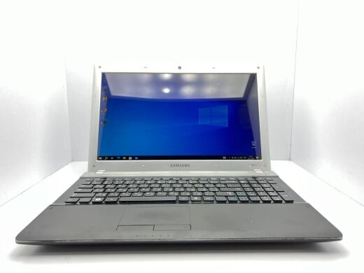 Ноутбук Б-клас Samsung RV513 / 15.6" (1366x768) TN / AMD E-450 (2 ядра по 1.65 GHz) / 8 GB DDR3 / 120 GB SSD / AMD Radeon 7400M 512MB Ноутбук Б-клас Samsung RV513 / 15.6" (1366x768) TN / AMD E-450 (2 ядра по 1.65 GHz) / 8 GB DDR3 / 120 GB SSD / AMD Radeon 7400M 512MB