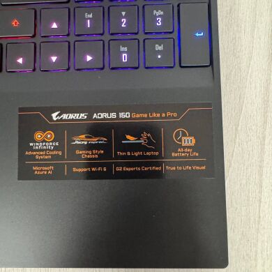 Игровой ноутбук Б-класс Gigabyte Aorus 15G YC / 15.6" (1920x1080) IPS / Intel Core i7-10870H (8 (16) ядер по 2.2 - 5.0 GHz) / 16 GB DDR4 / 1000 GB SSD NVMe / nVidia GeForce RTX 3080, 16 GB GDDR6, 256-bit / WebCam