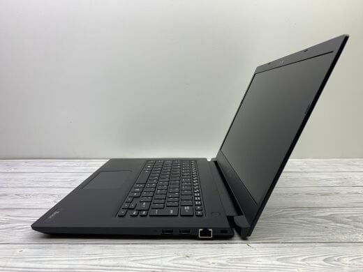 Ультрабук Toshiba Dynabook Tecra A40-G / 14" (1366x768) TN / Intel Core i3-10110U (2 (4) ядра по 2.1 - 4.1 GHz) / 8 GB DDR4 / 120 GB SSD / Intel UHD Graphics / WebCam