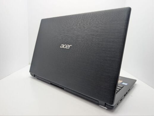 Ноутбук Acer Aspire A315-51 / 15.6" (1366x768) TN / Intel Core i3-6006U (2 (4) ядра по 2.0 GHz) / 8 GB DDR4 / 120 GB SSD / Intel HD Graphics 520 / WebCam