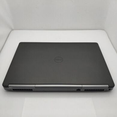 Мобільна робоча станція Dell Precision 7720 / 17.3" (1920x1080) IPS / Intel Core i7-7820HQ (4 (8) ядра по 2.9 - 3.9 GHz) / 16 GB DDR4 / 512 GB SSD / nVidia Quadro P3000, 6 GB GDDR5, 192-bit / Win 10 Pro