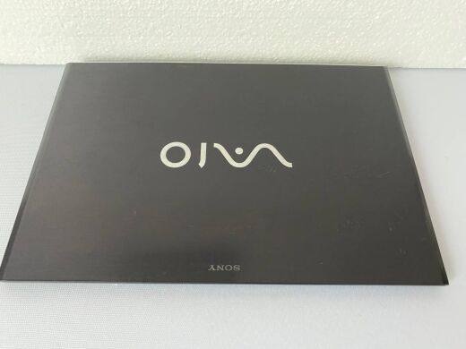 Ноутбук Б-клас Sony Vaio SVP132A1CM / 13.1" (1920x1080) TN Touch / Intel Core i5-4200U (2 (4) ядра по 1.6 - 2.6 GHz) / 4 GB DDR3 / 128 GB SSD / Intel HD Graphics 4400 / WebCam