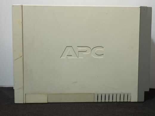 ИБП APC Back-UPS RS 800 / 220-240 V / 800 V·А / 540W / 4 выхода / без АКБ