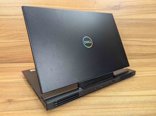 Игровой ноутбук Dell G7 7500 / 15.6" (3840x2160) IPS / Intel Core i7-10750H (6 (12) ядер по 2.6 - 5.0 GHz) / 32 GB DDR4 / 1000 GB SSD / nVidia GeForce RTX 2070, 8 GB GDDR6, 256-bit / WebCam / Windows 11 Игровой ноутбук Dell G7 7500 / 15.6" (3840x2160) IPS / Intel Core i7-10750H (6 (12) ядер по 2.6 - 5.0 GHz) / 32 GB DDR4 / 1000 GB SSD / nVidia GeForce RTX 2070, 8 GB GDDR6, 256-bit / WebCam / Windows 11
