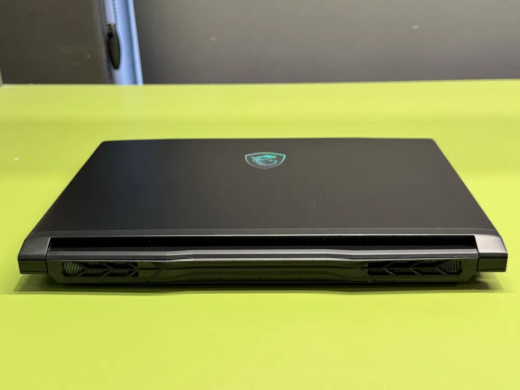 Ігровий ноутбук MSI Crosshair 16 HX / 16" (1920x1200) IPS / Intel Core i7-13620H (10 (16) ядер по 3.6 - 4.9 GHz) / 16 GB DDR5 / 1000 GB SSD / nVidia GeForce RTX 4070, 8 GB GDDR6, 128-bit / WebCam / HDMI Ігровий ноутбук MSI Crosshair 16 HX / 16" (1920x1200) IPS / Intel Core i7-13620H (10 (16) ядер по 3.6 - 4.9 GHz) / 16 GB DDR5 / 1000 GB SSD / nVidia GeForce RTX 4070, 8 GB GDDR6, 128-bit / WebCam / HDMI