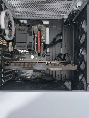 Ігровий ПК 1stPlayer D4-4R1-WH Tower / Intel Core i7-4770K (4 (8) ядра по 3.5 - 3.9 GHz) / 16 GB DDR3 / 240 GB SSD + 1000 GB HDD / nVidia GeForce GTX 1060, 6 GB GDDR5, 192-bit / 600W + Кабелі DVI та живлення