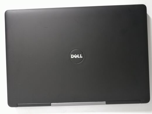 Мобильная рабочая станция Б-класс Dell Precision 7520 / 15.6" (1920x1080) TN / Intel Core i7-7820HQ (4 (8) ядра по 2.9 - 3.9 GHz) / 8 GB DDR4 / 512 GB SSD / AMD Radeon Pro WX 4150, 4 GB GDDR5, 128-bit / WebCam / HDMI / АКБ NEW / Windows 10 Pro