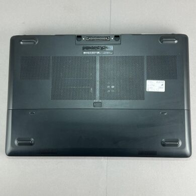 Мобильная рабочая станция Dell Precision 7710 / 17.3" (1920x1080) IPS / Intel Core i7-6820HQ (4 (8) ядра по 2.7 - 3.6 GHz) / 32 GB DDR4 / 512 GB SSD / nVidia Quadro M3000M, 4 GB GDDR5, 256-bit / WebCam