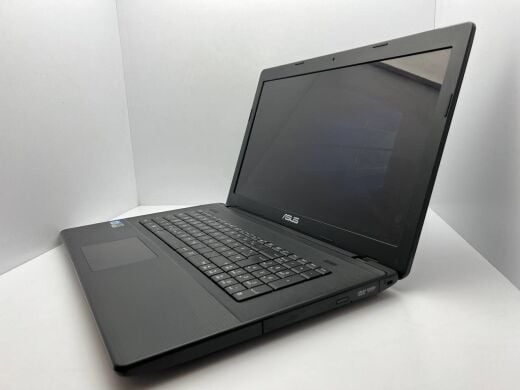 Ноутбук Asus X75VD / 17.3" (1600x900) TN / Intel Core i5-3210M (2 (4) ядра по 2.5 - 3.1 GHz) / 6 GB DDR3 / 500 GB HDD / nVidia GeForce GT 610M, 1 GB DDR3, 64-bit / WebCam