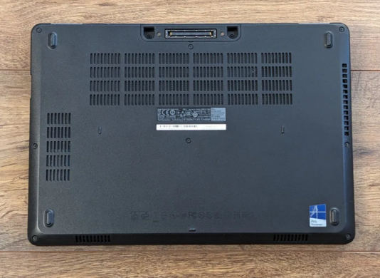 Ноутбук Б класс Dell Latitude E5470 / 14" (1920x1080) IPS / Intel Core i7-6820HQ (4 (8) ядра по 2.7 - 3.6 GHz) / 16 GB DDR4 / 256 GB SSD / Intel HD Graphics 530 / WebCam