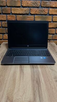 Ноутбук HP ProBook 650 G1 / 15.6" (1366x768) TN / Intel Core i5-4210M (2 (4) ядра по 2.6 - 3.2 GHz) / 8 GB DDR3 / 256 GB SSD / Intel HD Graphics 4600 / WebCam / DVD-ROM / VGA