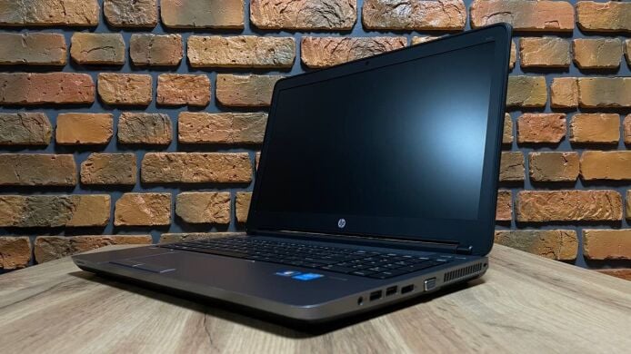 Ноутбук HP ProBook 650 G1 / 15.6" (1366x768) TN / Intel Core i5-4210M (2 (4) ядра по 2.6 - 3.2 GHz) / 8 GB DDR3 / 256 GB SSD / Intel HD Graphics 4600 / WebCam / DVD-ROM / VGA