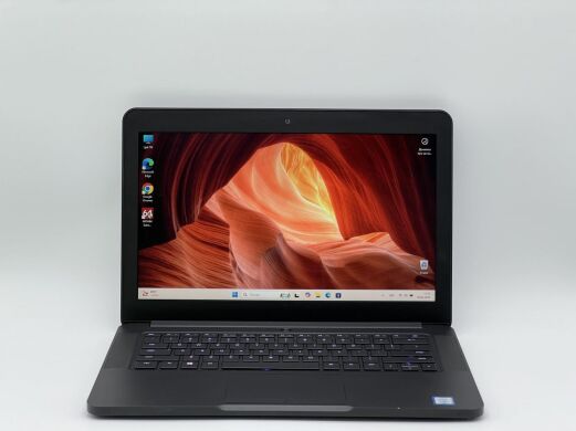 Ноутбук Razer Blade 14 2017 / 14" (1920x1080) IPS / Intel Core i7-7700HQ (4 (8) ядра по 2.8 - 3.8 GHz) / 16 GB DDR4 / 480 GB SSD / Intel HD Graphics 630 / WebCam + Беспроводная мышка