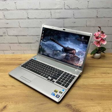 Ноутбук Sony Vaio VPCF11M1E / 15.6'' (1920x1080) TN / Intel Core i5-520M (2 (4) ядра по 2.4 - 2.93 GHz) / 8 GB DDR3 / 128 GB SSD / nVidia GeForce GT 310M, 1 GB DDR3, 128-bit
