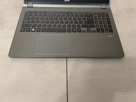 Ноутбук Acer Aspire V5-572 / 15.6" (1920x1080) Touch TN LED / Intel Core i5-3337U (2 (4) ядра по 1,8 - 2,7 GHz) / 12 GB DDR3 / 500 GB SSD / Intel HD Graphics 4000 / USB 3.0 / WebCam 