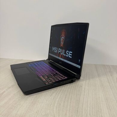 Ігровий ноутбук Б-клас MSI Pulse 15 B13VGK / 15.6" (1920x1080) IPS / Intel Core i7-13700H (14 (20) ядер по 2.4 - 5.0 GHz) / 16 GB DDR5 / 512 GB SSD NVMe / nVidia GeForce RTX 4070, 8 GB GDDR6, 128-bit / WebCam