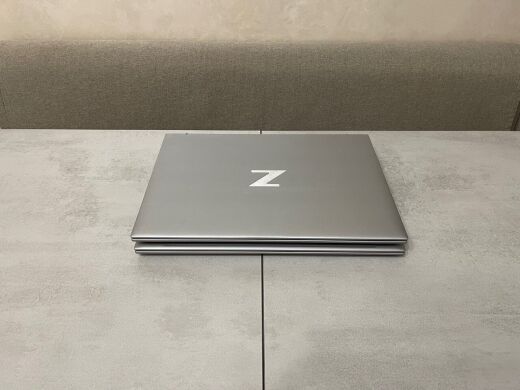 Мобільна робоча станція HP ZBook Firefly 16 G9 / 16" (1920x1200) IPS Touch / Intel Core i7-1260P (12 (16) ядер по 3.4 - 4.7 GHz) / 32 GB DDR5 / 512 GB SSD M.2 / Intel Iris Xe Graphics / WebCam / Fingerprint