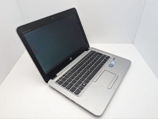 Нетбук HP EliteBook 820 G3 / 12.5" (1366x768) TN / Intel Core i5-6300U (2 (4) ядра по 2.4 - 3.0 GHz) / 8 GB DDR4 / 120 GB SSD / Intel HD Graphics 520 / WebCam