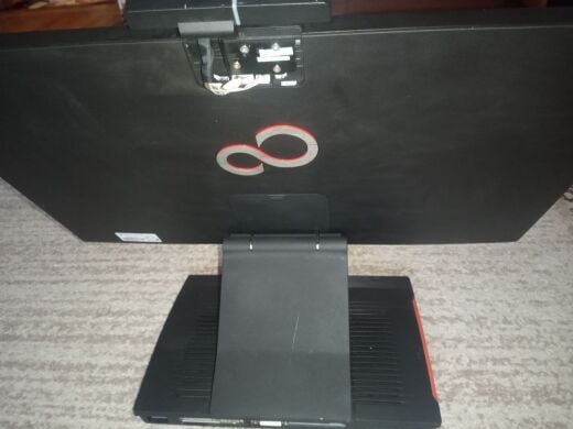 Моноблок Б-клас Fujitsu Esprimo X913 / 23" (1920x1080) IPS / AMD G-T44R (1 ядро по 1.2 GHz) / 4 GB DDR3 / 16 GB SSD / AMD Radeon HD Graphics 6250 Моноблок Б-клас Fujitsu Esprimo X913 / 23" (1920x1080) IPS / AMD G-T44R (1 ядро по 1.2 GHz) / 4 GB DDR3 / 16 GB SSD / AMD Radeon HD Graphics 6250