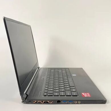 Ігровий ноутбук Б-класс MSI GS65 Stealth Thin 8RF / 15.6" (1920x1080) IPS / Intel Core i7-8750H (6 (12) ядер по 2.2 - 4.1 GHz) / 16 GB DDR4 / 512 GB SSD / nVidia GeForce GTX 1070 Max-Q, 8 GB GDDR5, 256-bit / WebCam