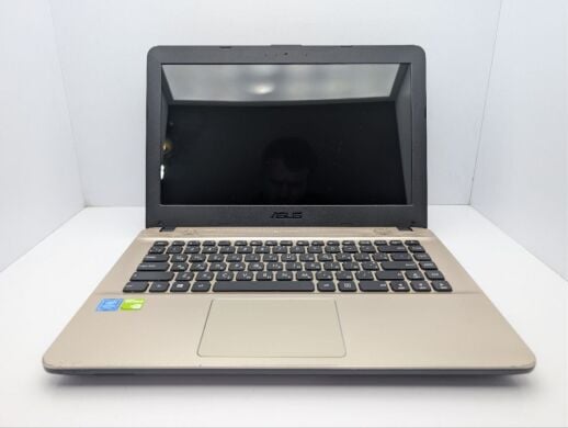 Ноутбук Asus X441S / 15.6" (1366x768) TN / Intel Pentium N3710 (4 ядра по 1.6 - 2.56 GHz) / 4 GB DDR3 / 60 GB SSD + 320 GB HDD / nVidia GeForce 810M, 1 GB GDDR3, 64-bit / WebCam / DVD-ROM
