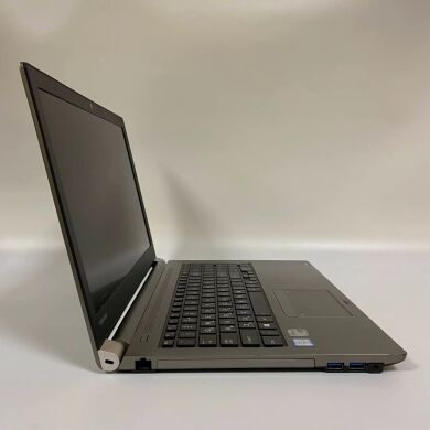 Ноутбук Б-класс Toshiba Tecra Z50-C / 15.6" (1920x1080) IPS / Intel Core i7-6600U (2 (4) ядра по 2.6 - 3.4 GHz) / 16 GB DDR4 / 512 GB SSD / nVidia GeForce GT 930M, 2 GB DDR3, 64-bit / WebCam + Беспроводная мышка Ноутбук Б-класс Toshiba Tecra Z50-C / 15.6" (1920x1080) IPS / Intel Core i7-6600U (2 (4) ядра по 2.6 - 3.4 GHz) / 16 GB DDR4 / 512 GB SSD / nVidia GeForce GT 930M, 2 GB DDR3, 64-bit / WebCam + Беспроводная мышка