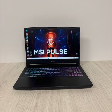 Ігровий ноутбук Б-клас MSI Pulse 15 B13VGK / 15.6" (1920x1080) IPS / Intel Core i7-13700H (14 (20) ядер по 2.4 - 5.0 GHz) / 16 GB DDR5 / 512 GB SSD NVMe / nVidia GeForce RTX 4070, 8 GB GDDR6, 128-bit / WebCam