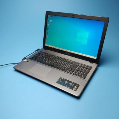 Ігровий ноутбук Asus X550V / 15.6" (1366x768) TN / Intel Core i7-6700HQ (4 (8) ядра по 2.6 - 3.5 GHz) / 16 GB DDR4 / 240 GB SSD / nVidia GeForce GTX 950M, 2 GB GDDR5, 128-bit / WebCam / DVD-ROM / Win 10 Home